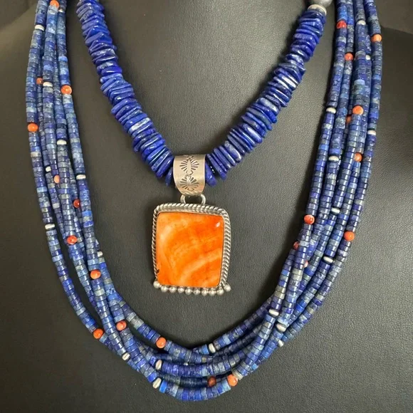 Sterling silver spiny oyster lapis necklace set